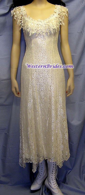 Vonda D Hanky Hem Dress in Ivory