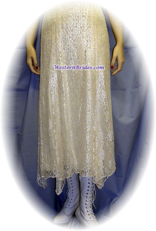 Vonda D Hanky Hem Dress in Ivory