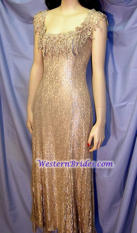 Vonda D Hanky Hem Dress in Tea