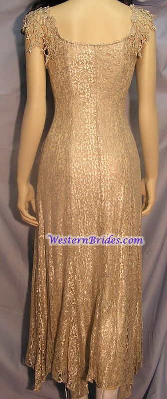 Vonda D Hanky Hem Dress in Tea
