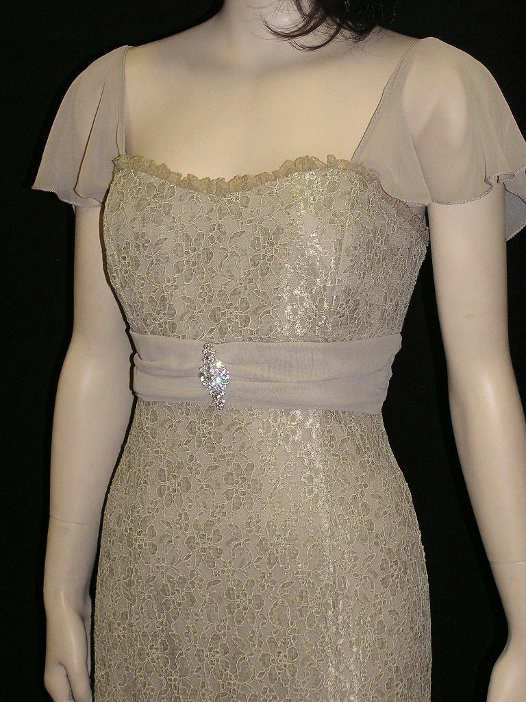 Vonda D Chiffon Sleeve Dress in Tea