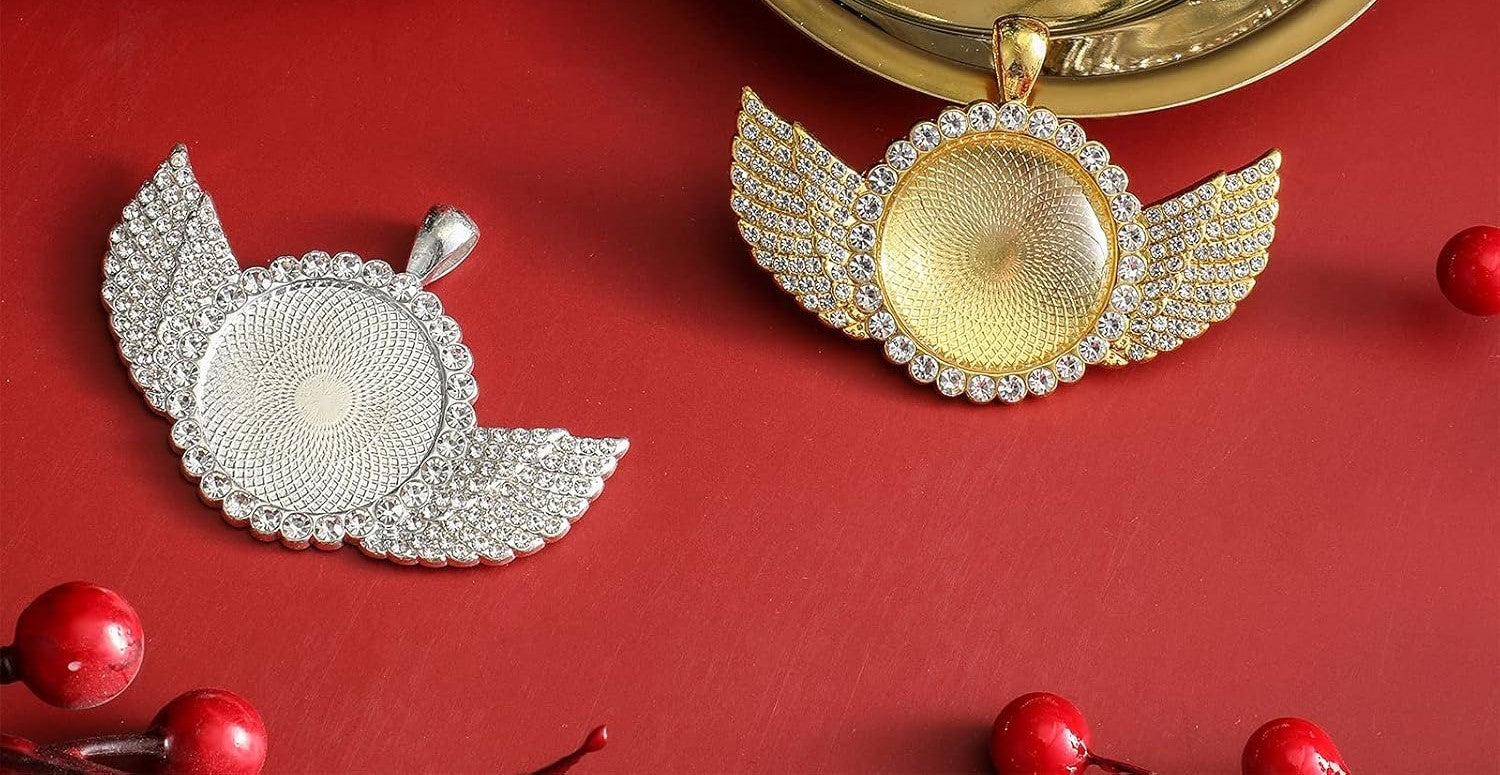 Photo Necklace - Angel Wings