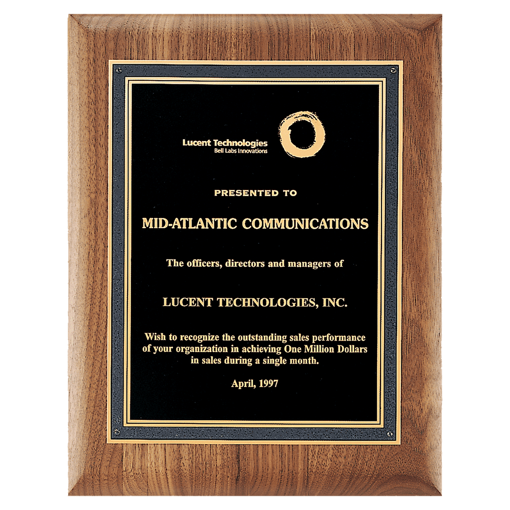 Walnut Plaque with Black/Gold Florentine Border Textured Black 2 7" x 9" American LaserFX Plate