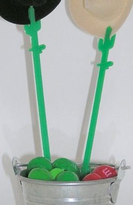 Green Plastic Cactus Card Pick