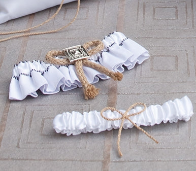 Big Sky Garter Set