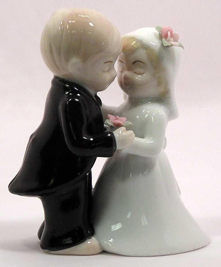 Cute Couple Cake Top