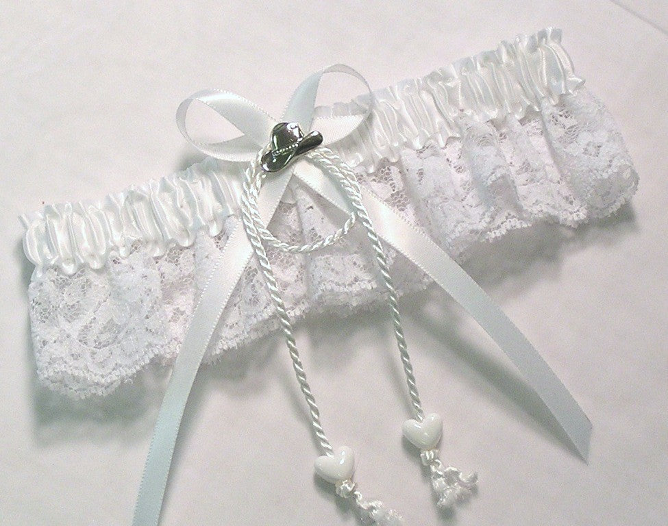 Hats Off Deluxe Garter