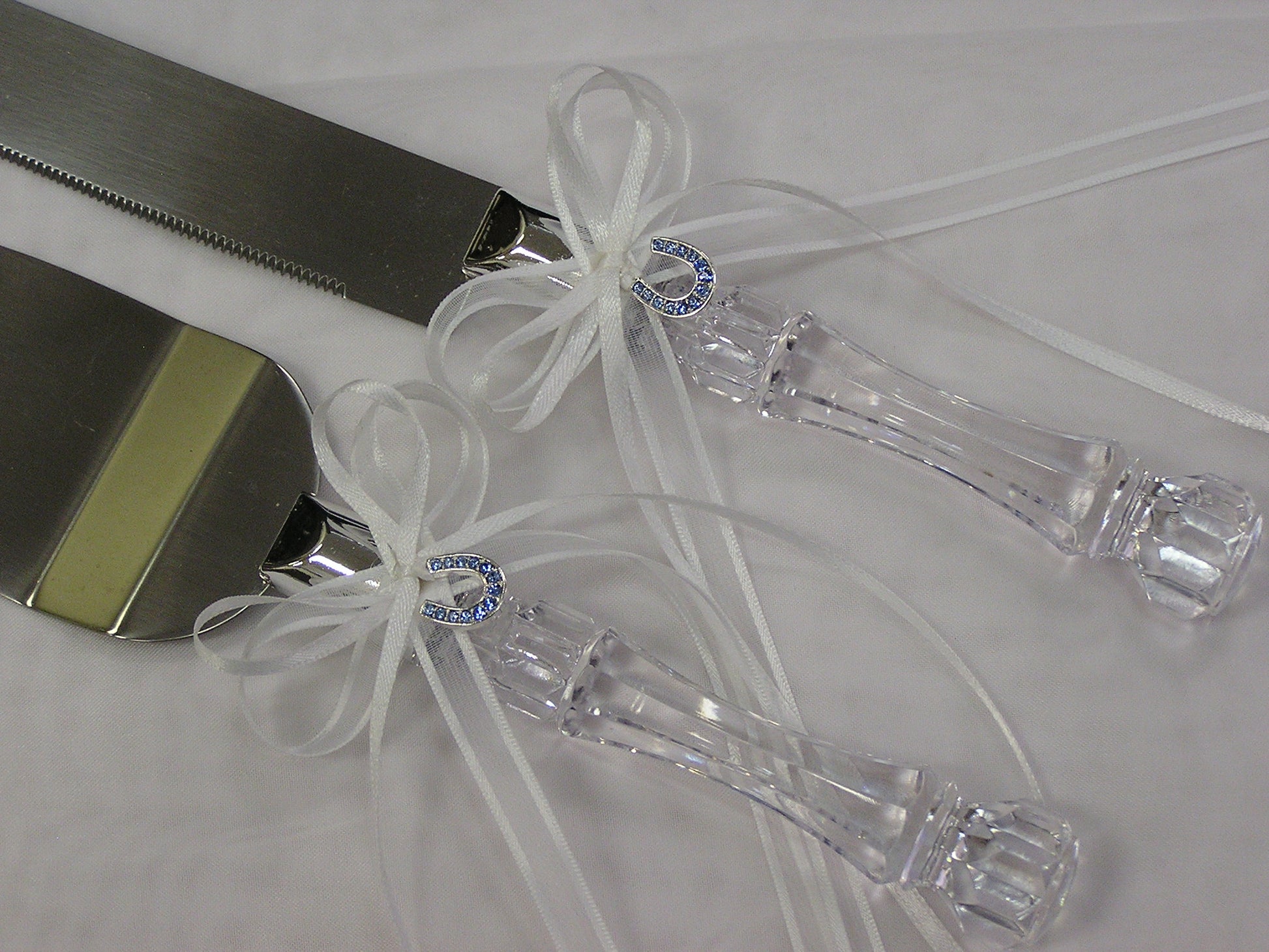 Lucky in Love Serving Set
