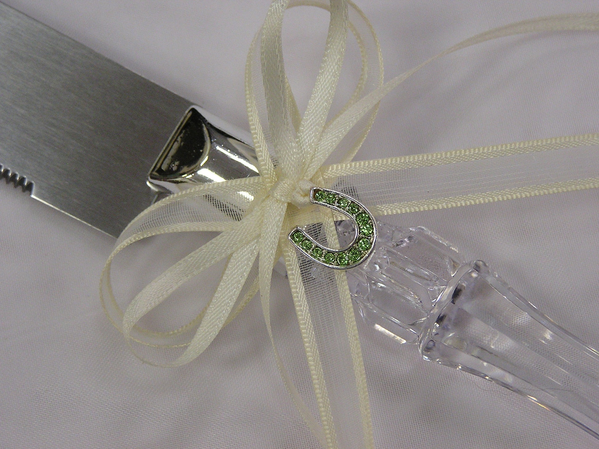 Lucky in Love Serving Set