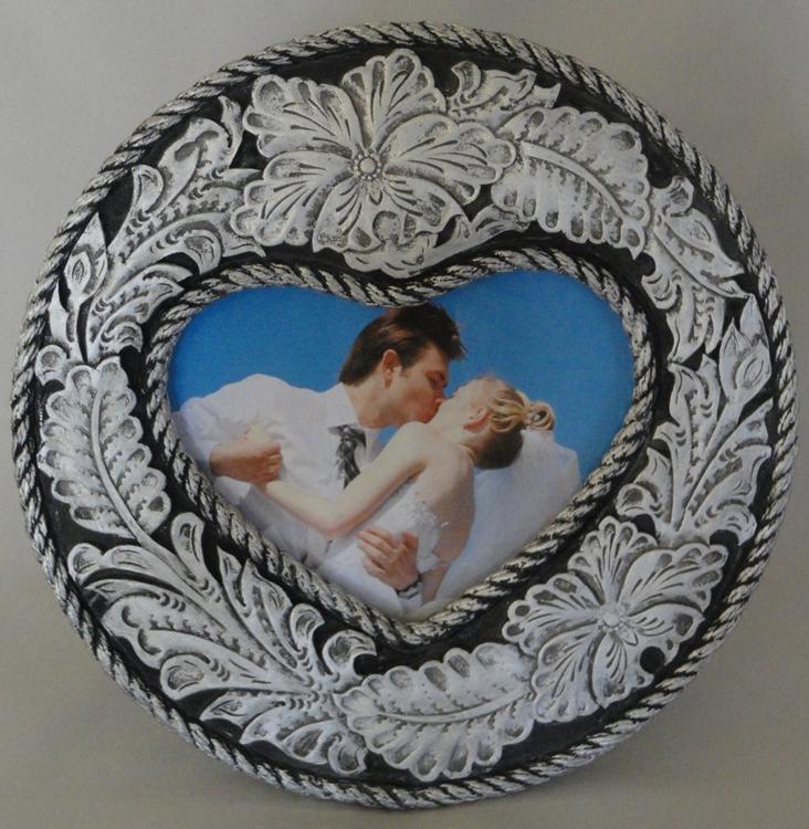 Tooled Leather Look Heart Frame, Silver