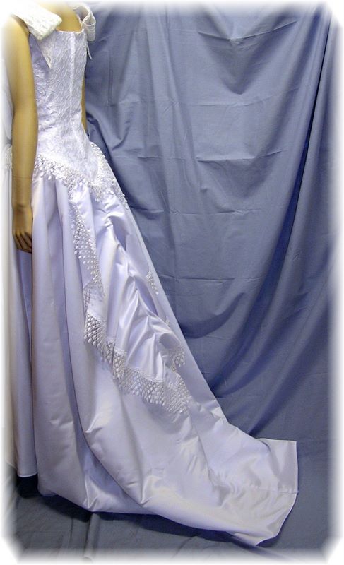 Simple Graces "Virginia" Western Wedding Gown, White, Size 8