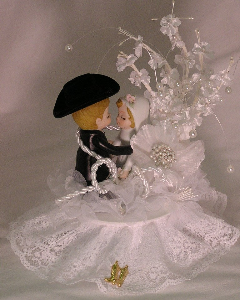 Western Allure Cake Top